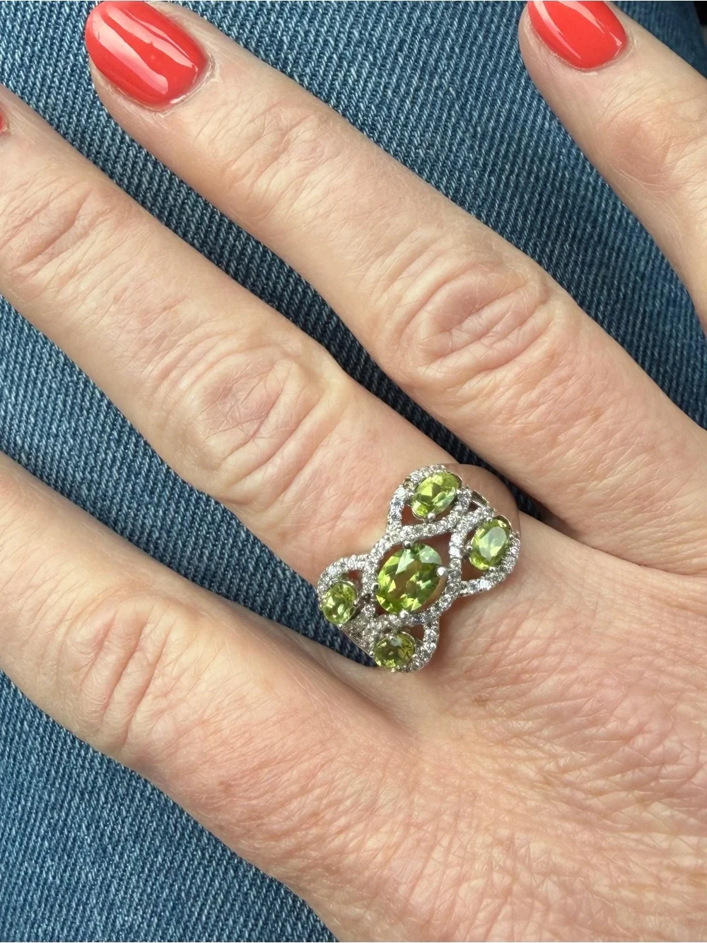 Beautiful Natural oval cut Burma Peridot 1.90CT 925 Sterling Silver Ring Size 9